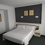 Hotel La Campana 3*