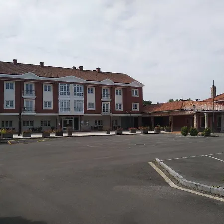 La Campana Hotel Llanera (Asturias)
