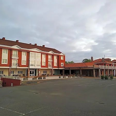 Hotel La Campana Llanera (Asturias)