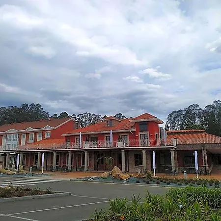 La Campana Hotel Llanera (Asturias)