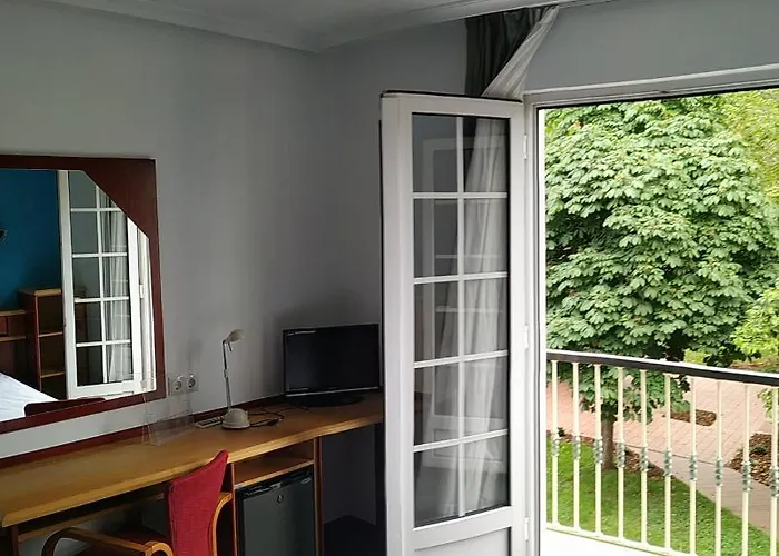 La Campana Hotel Llanera (Asturias)